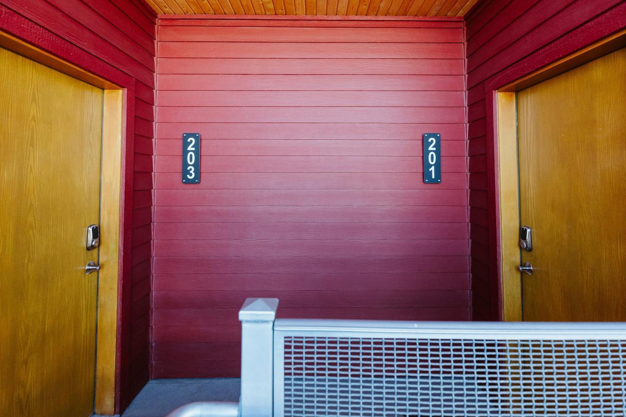 Mt Merritt At Switchback Suites Kalispell Exterior photo