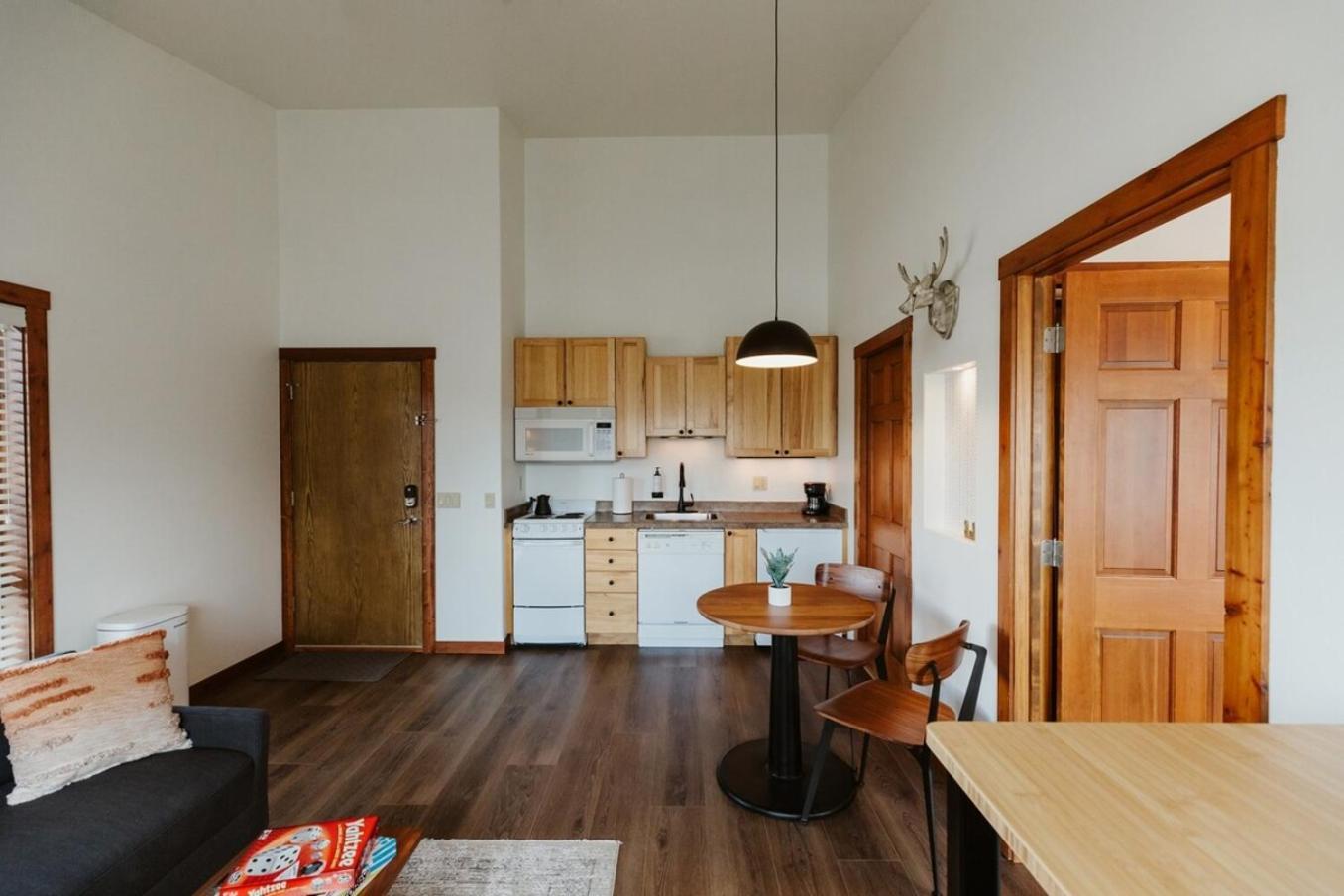 Mt Merritt At Switchback Suites Kalispell Exterior photo